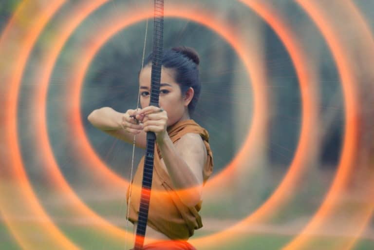 Do Arrows Spin in Flight? The Physics of Archery